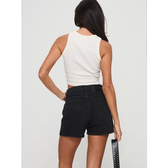 Princess Polly Black Denim Jean Shorts High Rise Mom Fit Size 4 NWT Y2K - Picture 2 of 8
